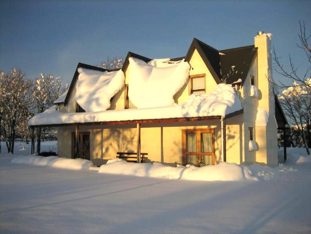 Whitestone Cottages Windwhistle Exterior photo